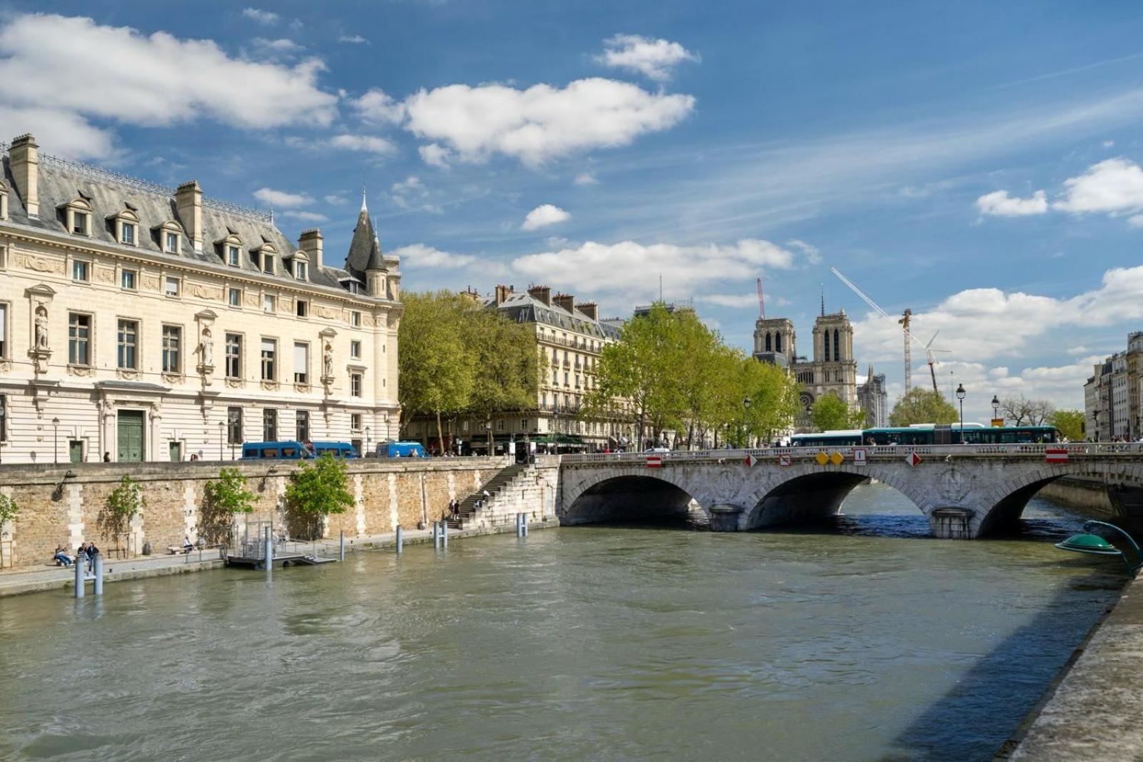 Appartement Cosy A 9 Min A Pied De La Cathedrale Notre Dame Párizs Kültér fotó